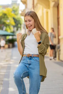 用户突破10万大关